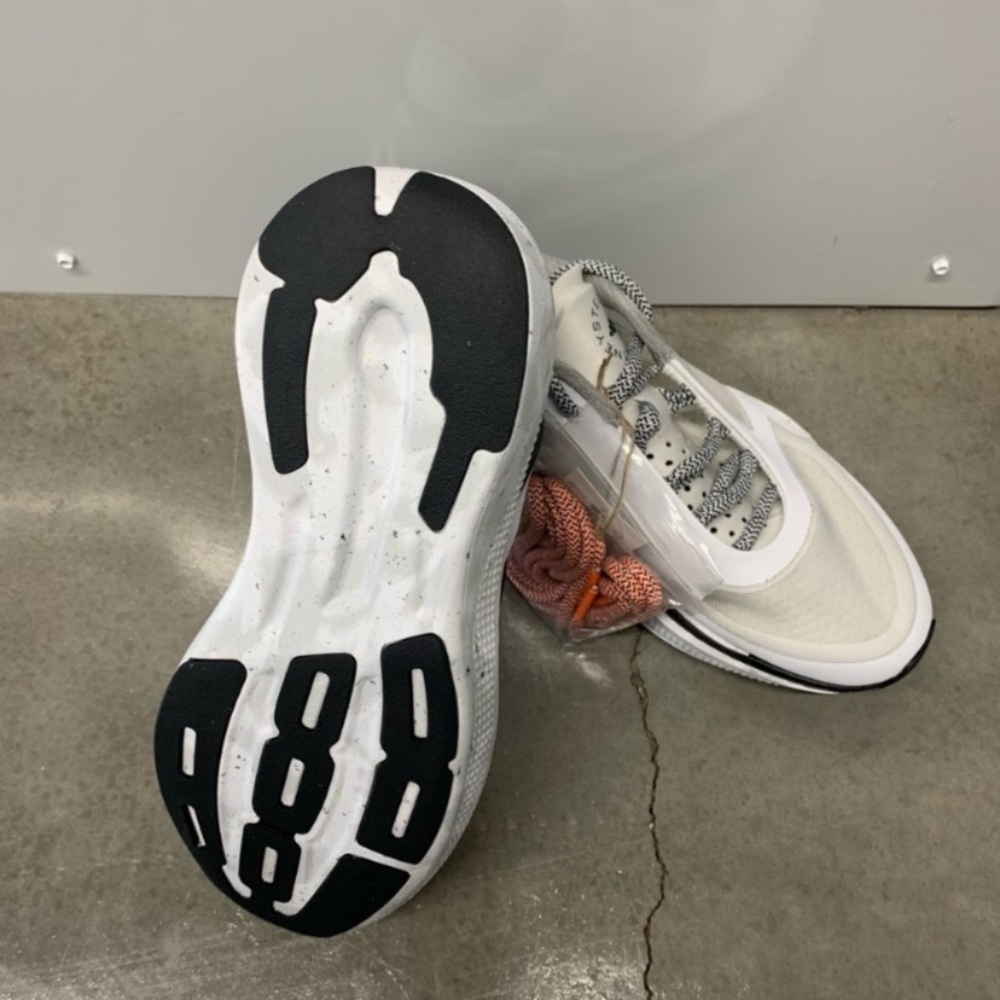 adidas by Stella McCartney Earthlight White - Picture 9 of 9